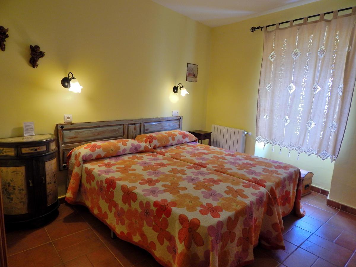 Casa Rural La Perra Gorda Zorita  Buitenkant foto